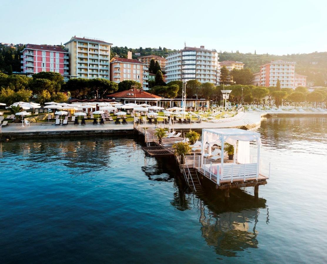 Moon Bay Apartment - Free Large Parking Portorose Esterno foto