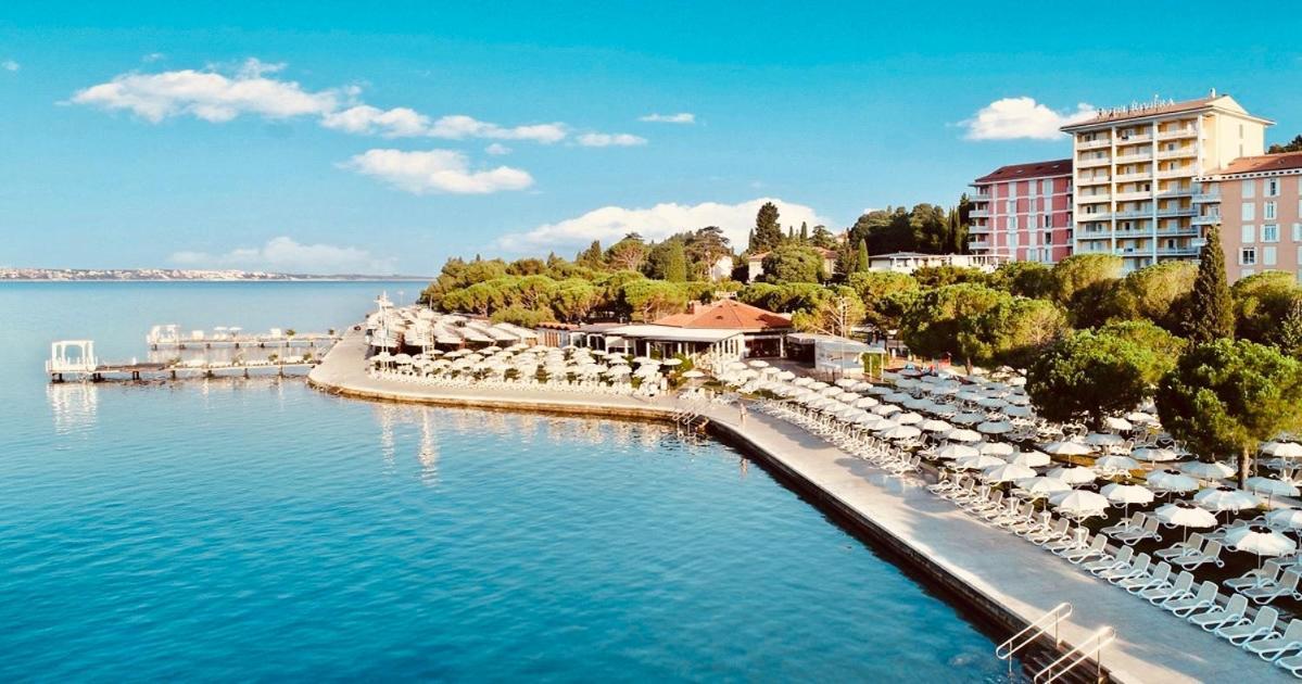 Moon Bay Apartment - Free Large Parking Portorose Esterno foto
